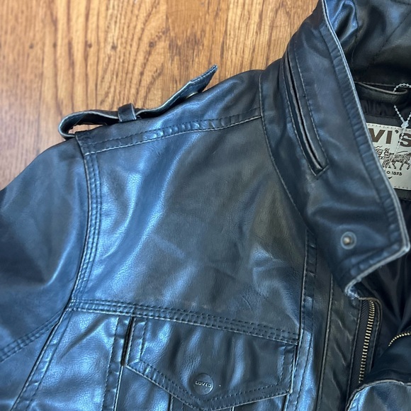 Levi’s jacket - Picture 6 of 6